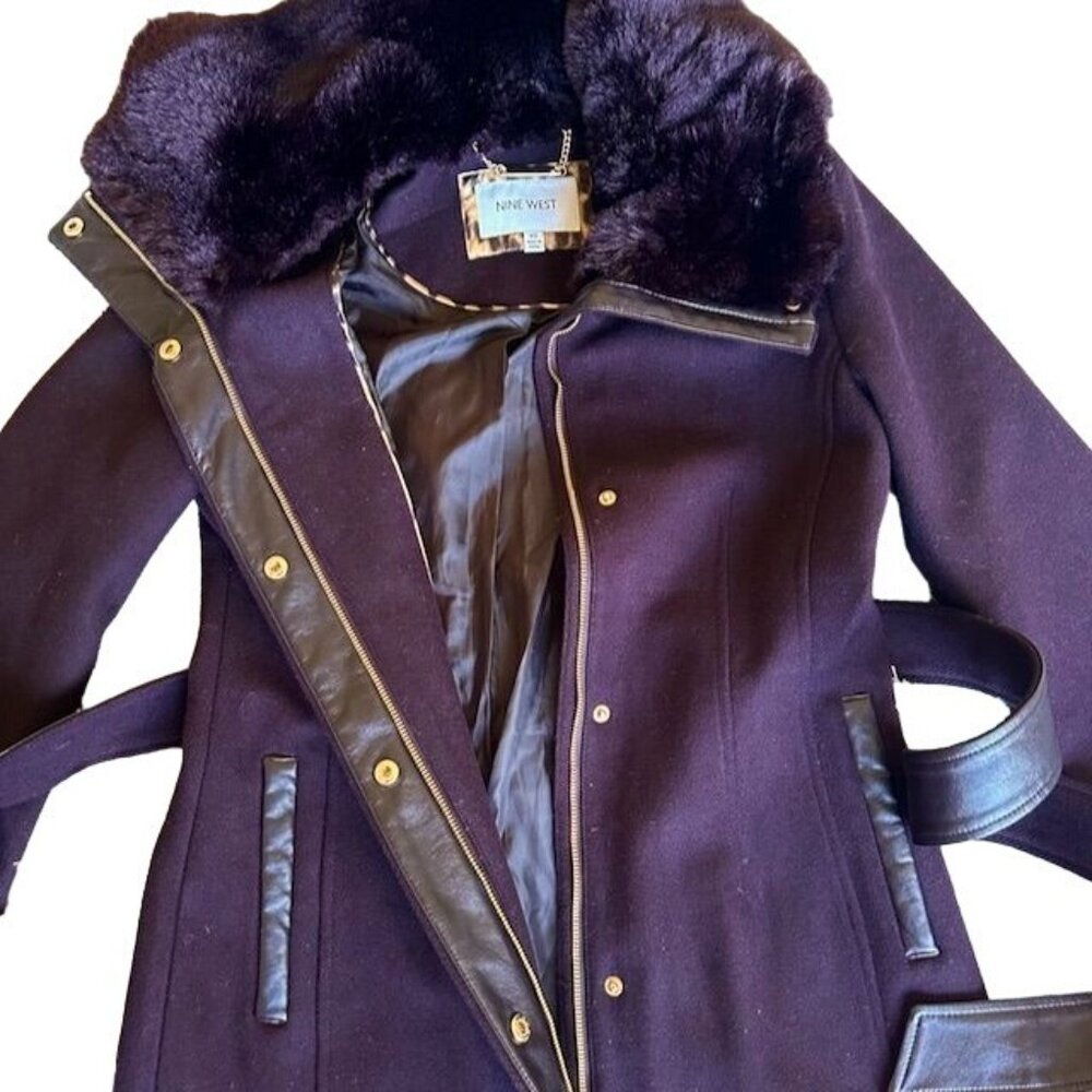 Nine West Women's Purple Wool Blend Long Coat With Faux Fur Collar & Belt XS - Picture 4 of 10